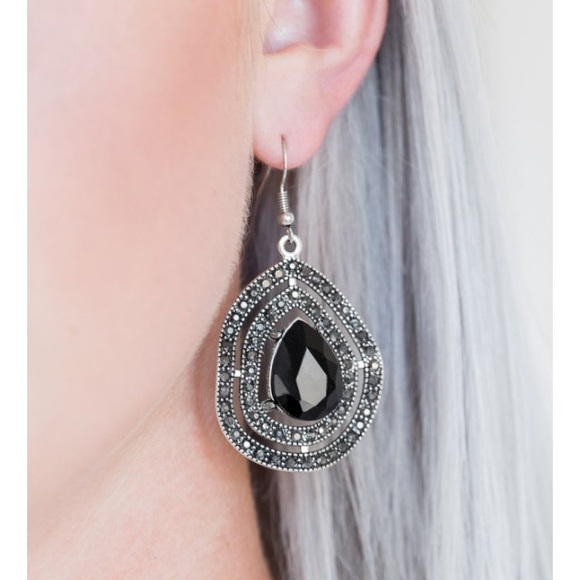 Beautiful hypoallergenic earrings - Picture 4 of 8